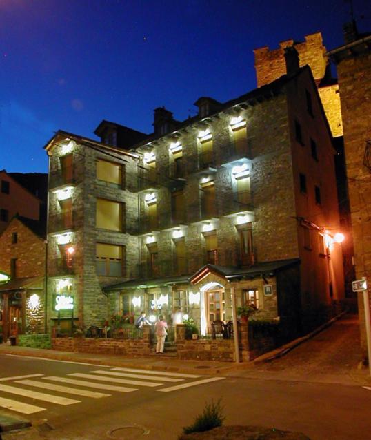 Gabarre Hotel Broto Kültér fotó